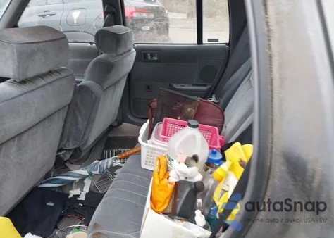 1991 Plymouth Acclaim Le z USA, uszkodzony, nr VIN 1P3XA5632MF692288